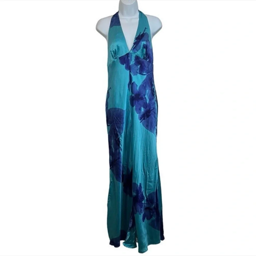 . VINTAGE RARE Victoria's Secret SILK Blue Floral Halter Top Jumpsuit Size M - Picture 2 of 4